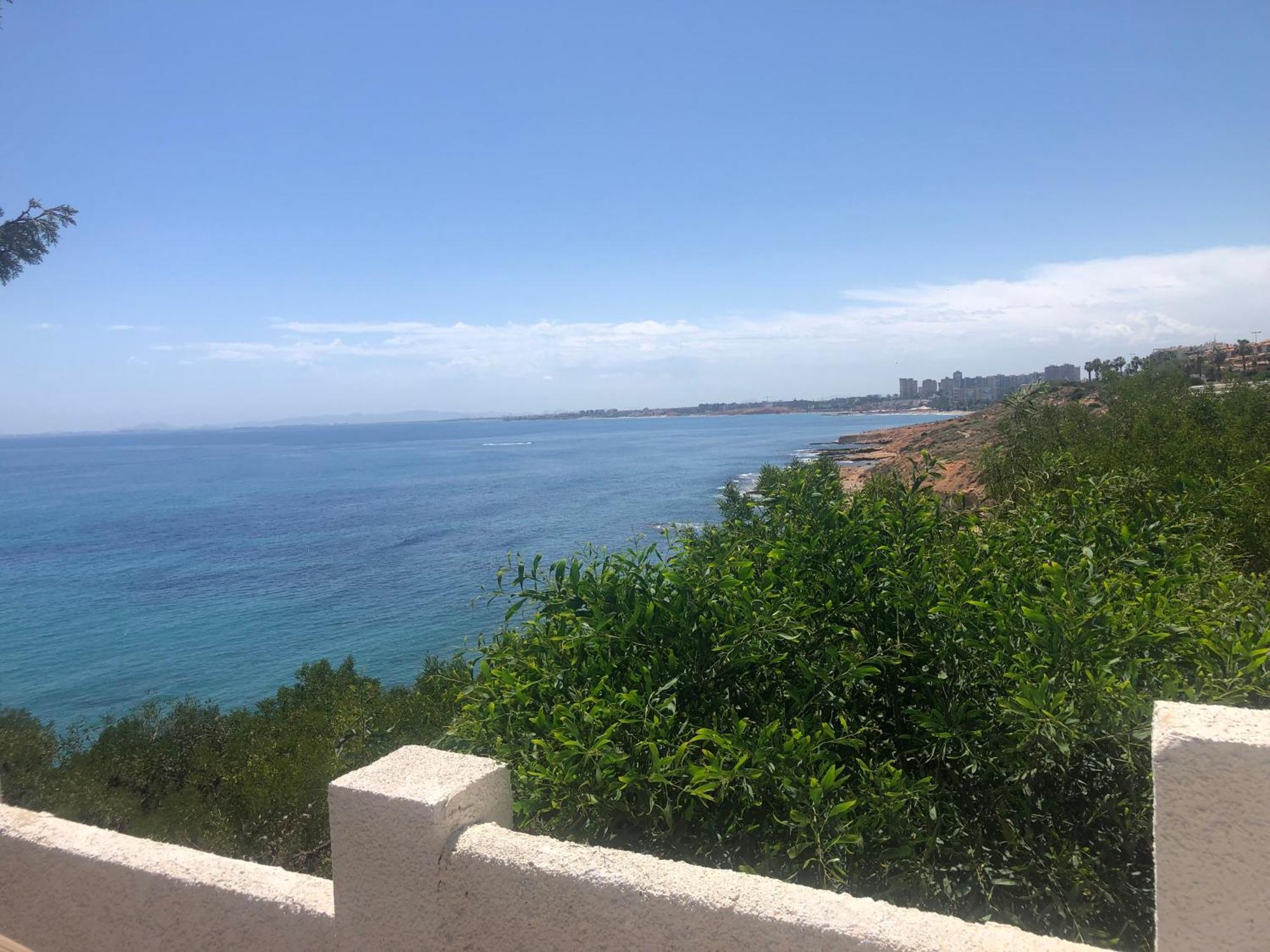 Sunny Paradise/el Paraiso Soleado Cabo Roig